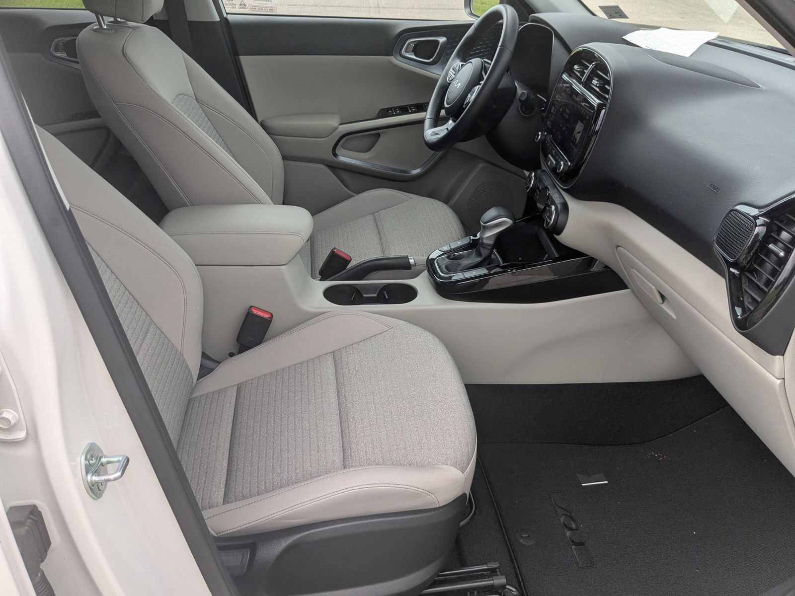 Used 2025 Kia Soul EX FWD image 35