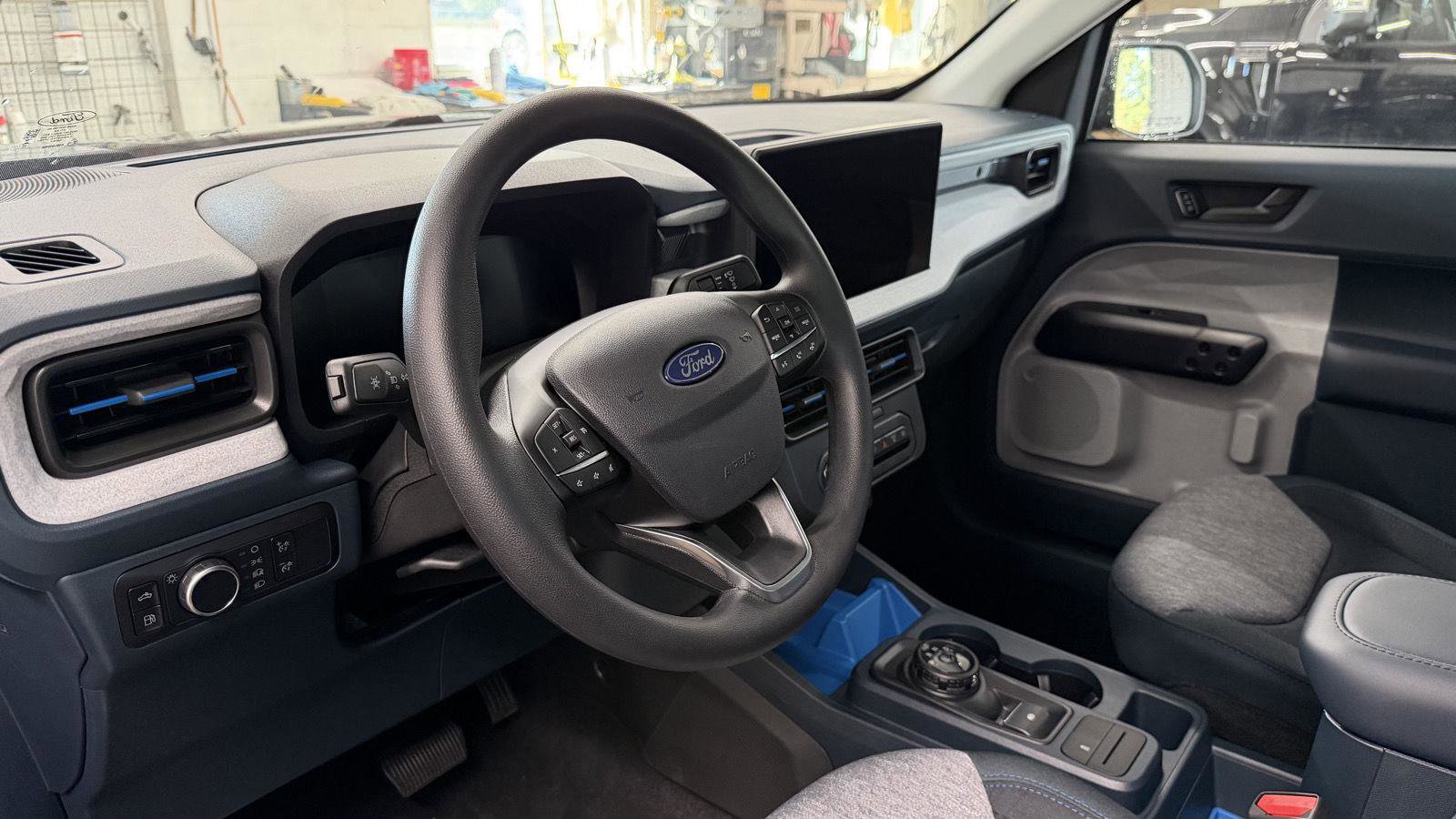 New 2025 Ford Maverick XLT image 13