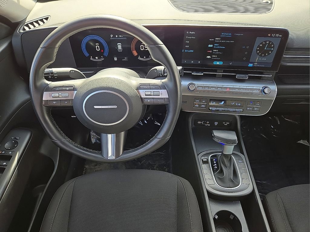 Used 2025 Hyundai Kona SEL image 16