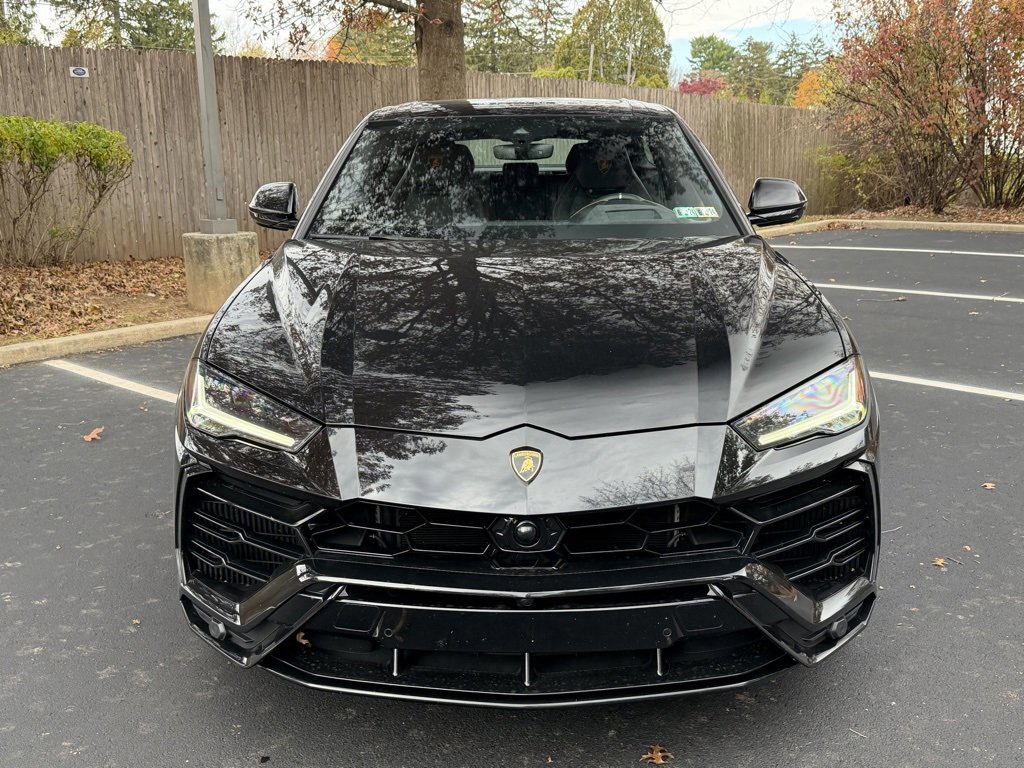 Used 2022 Lamborghini Urus image 2