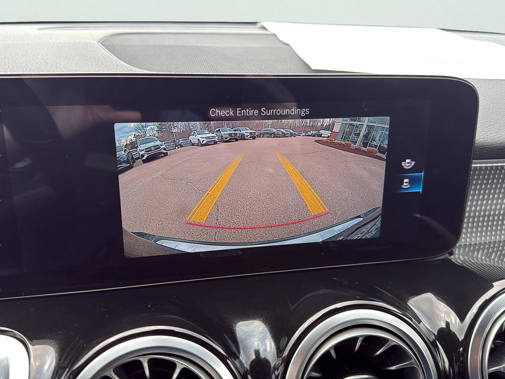 Certified 2022 Mercedes-Benz GLB 250 4MATIC image 15