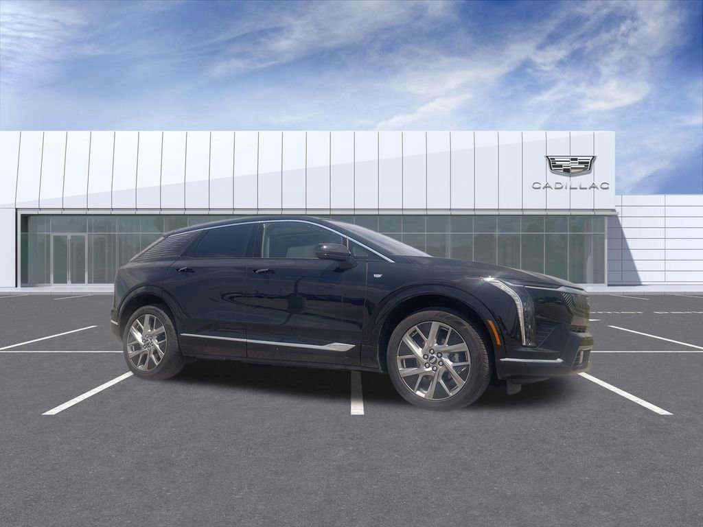 Certified 2025 Cadillac Optiq Luxury 2 w/ LPO, Floor Liner Package
