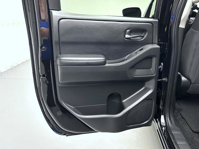 Certified 2025 Nissan Frontier SV AWD/4WD image 20
