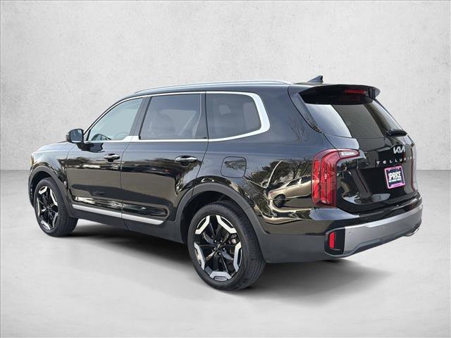 Used 2025 Kia Telluride S image 7