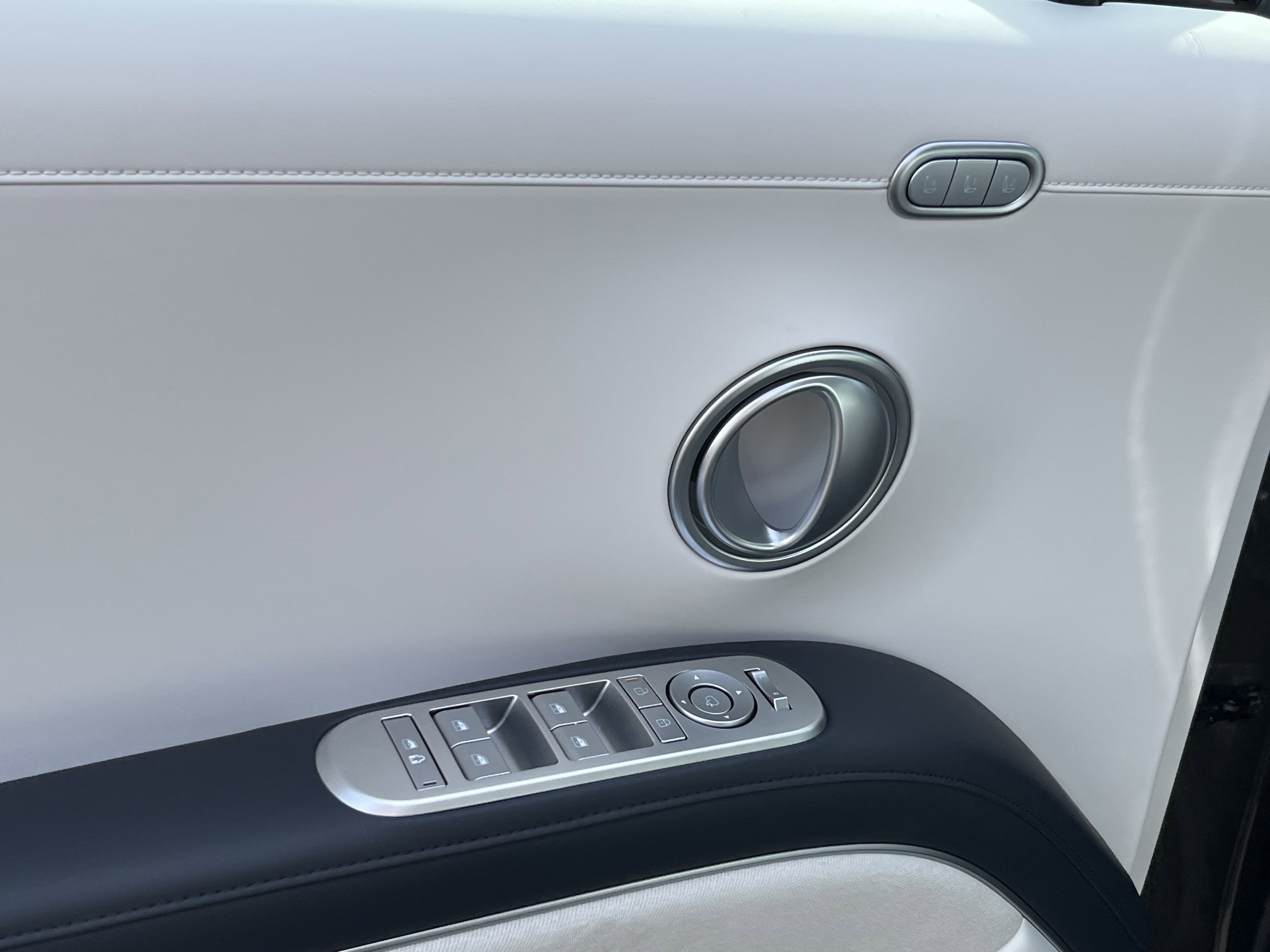 Used 2026 Hyundai Palisade Calligraphy image 17
