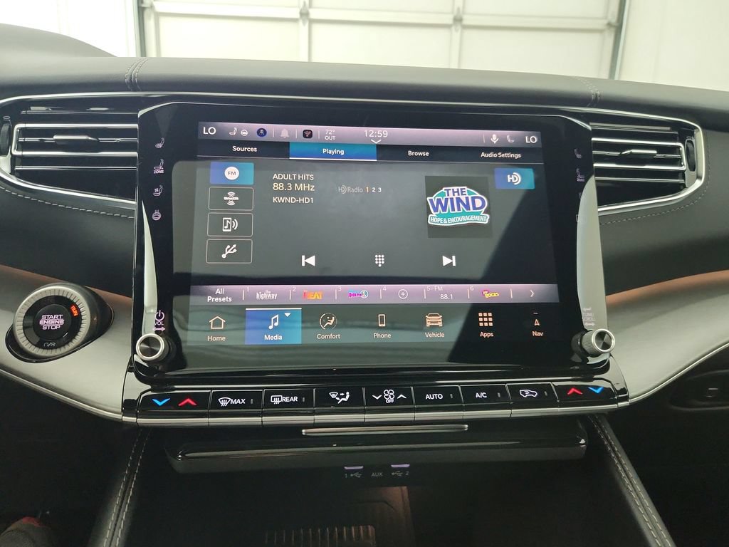 New 2026 Jeep Grand Wagoneer Limited AWD/4WD image 24