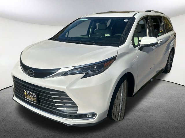 New 2026 Toyota Sienna Platinum AWD/4WD image 5