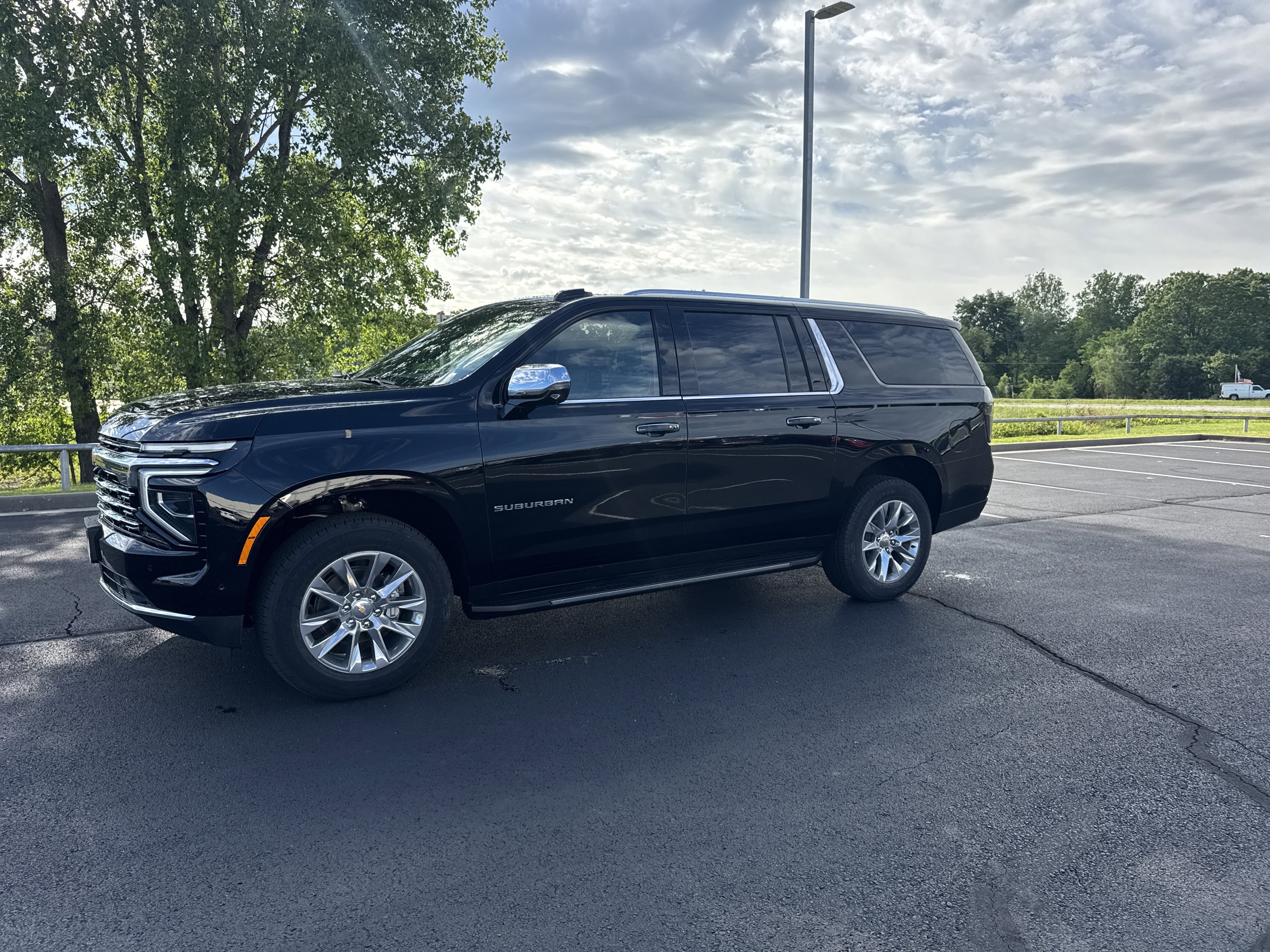 New 2026 Chevrolet Suburban Premier AWD/4WD image 25