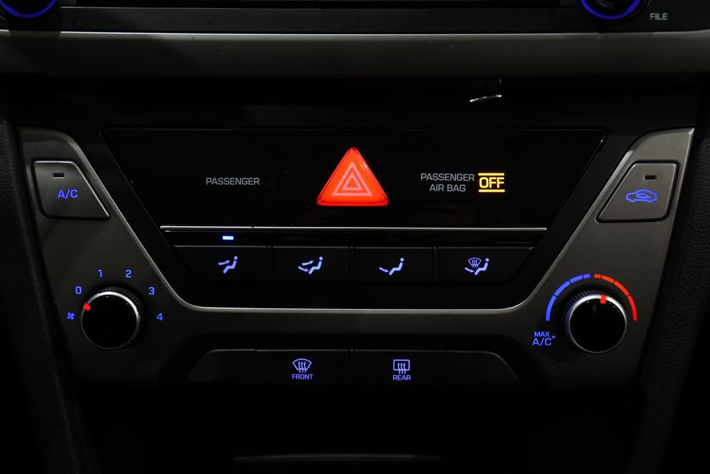 Used 2018 Hyundai Elantra SE w/ Cargo Package image 17