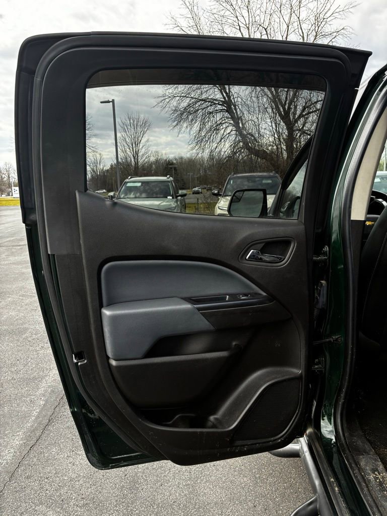 Used 2015 Chevrolet Colorado Z71 image 37