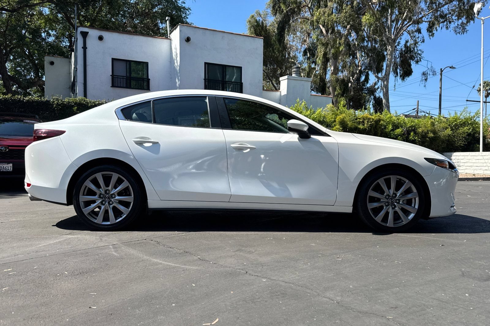 Used 2021 MAZDA MAZDA3 s FWD image 3