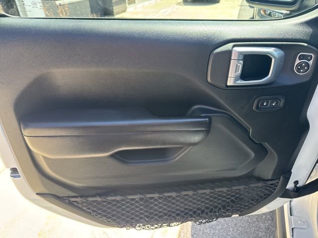 Used 2021 Jeep Gladiator Mojave AWD/4WD image 11