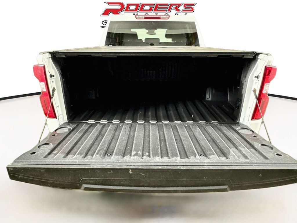 Used 2023 Chevrolet Silverado 1500 RST AWD/4WD image 23