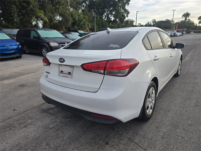 Used 2017 Kia Forte LX image 5