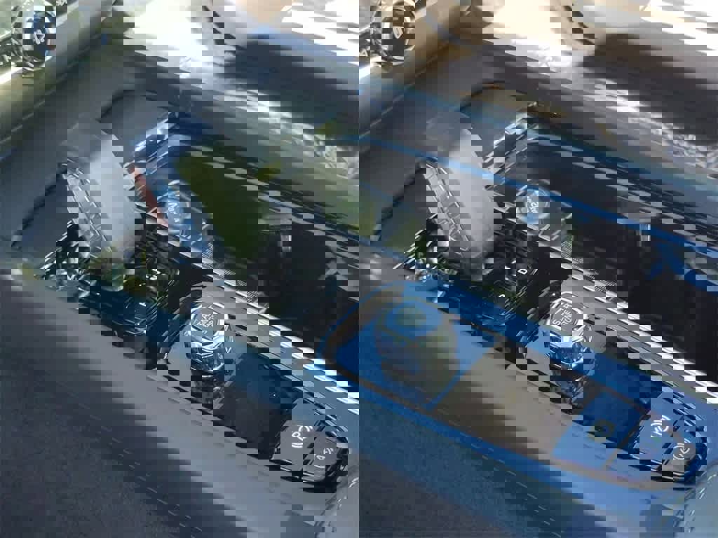 Used 2025 Volvo XC60 T8 Core w/ Protection Package Premier image 24