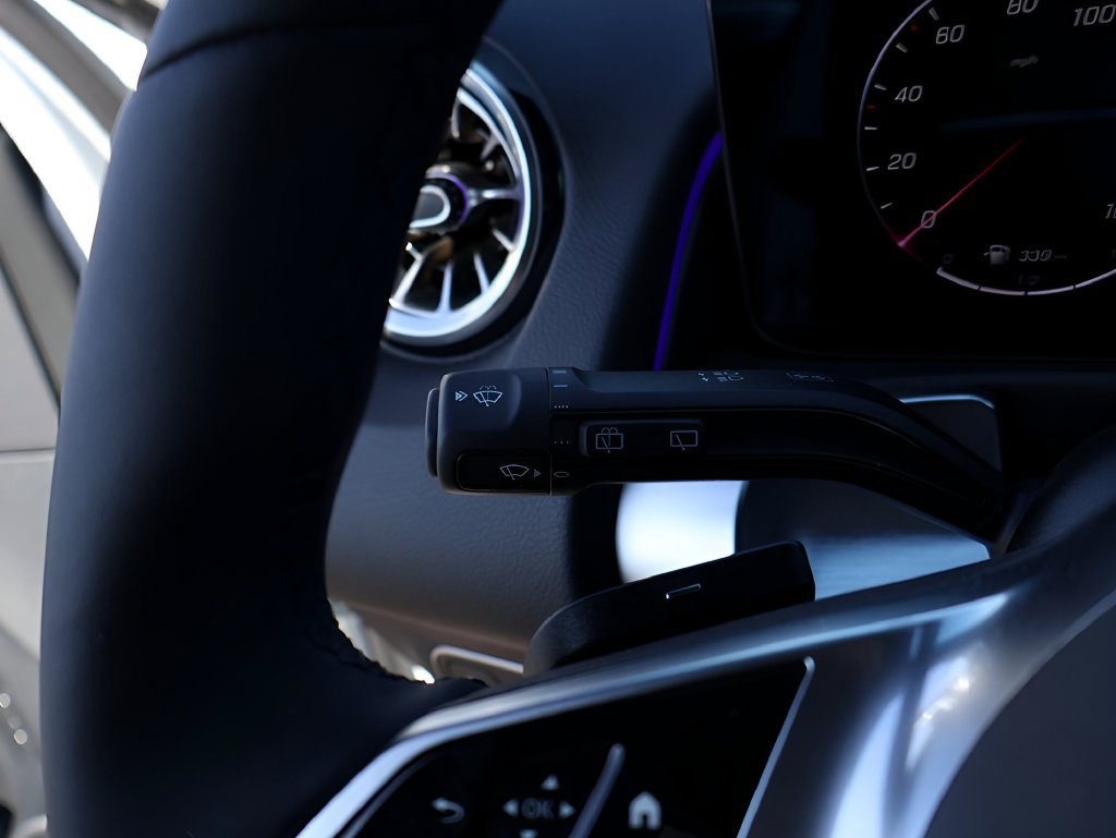 New 2026 Mercedes-Benz GLB 250 4MATIC image 40
