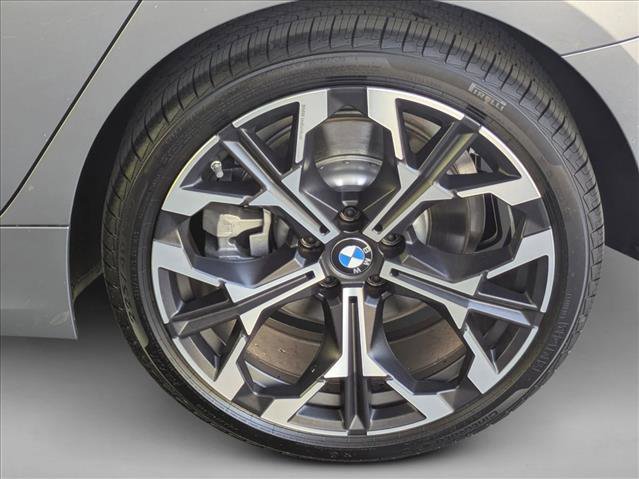 Used 2025 BMW 330i Sedan w/ Convenience Package image 10