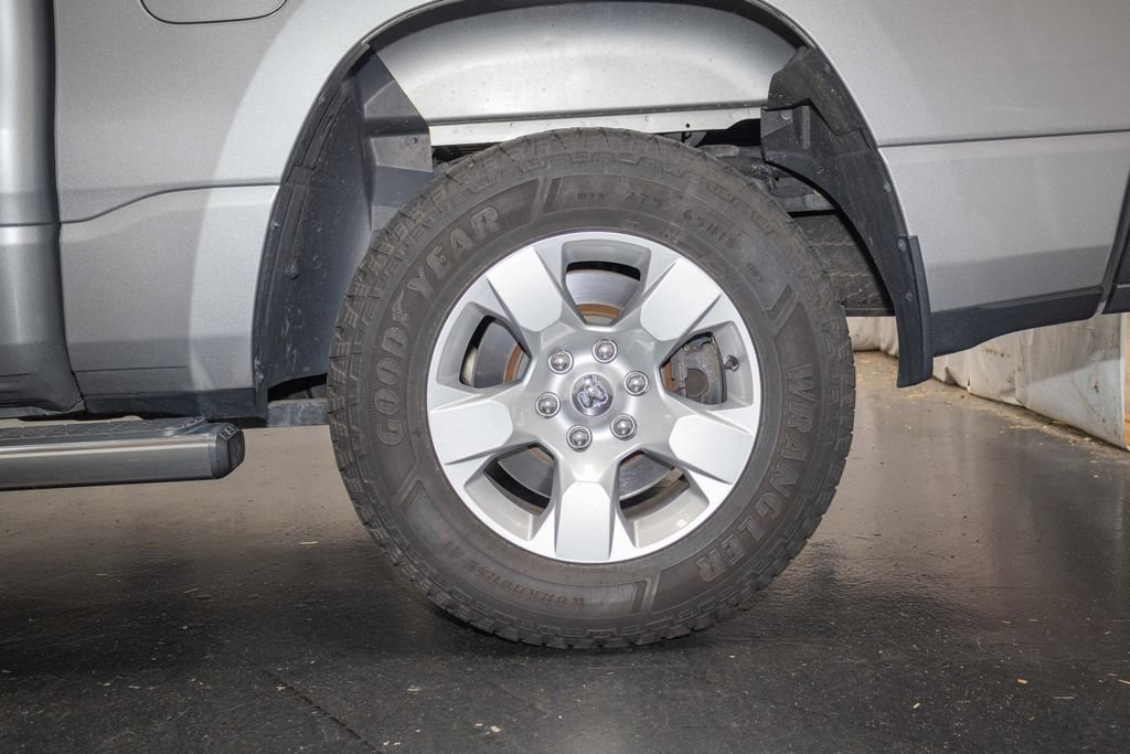 Used 2021 RAM 1500 Big Horn AWD/4WD image 9