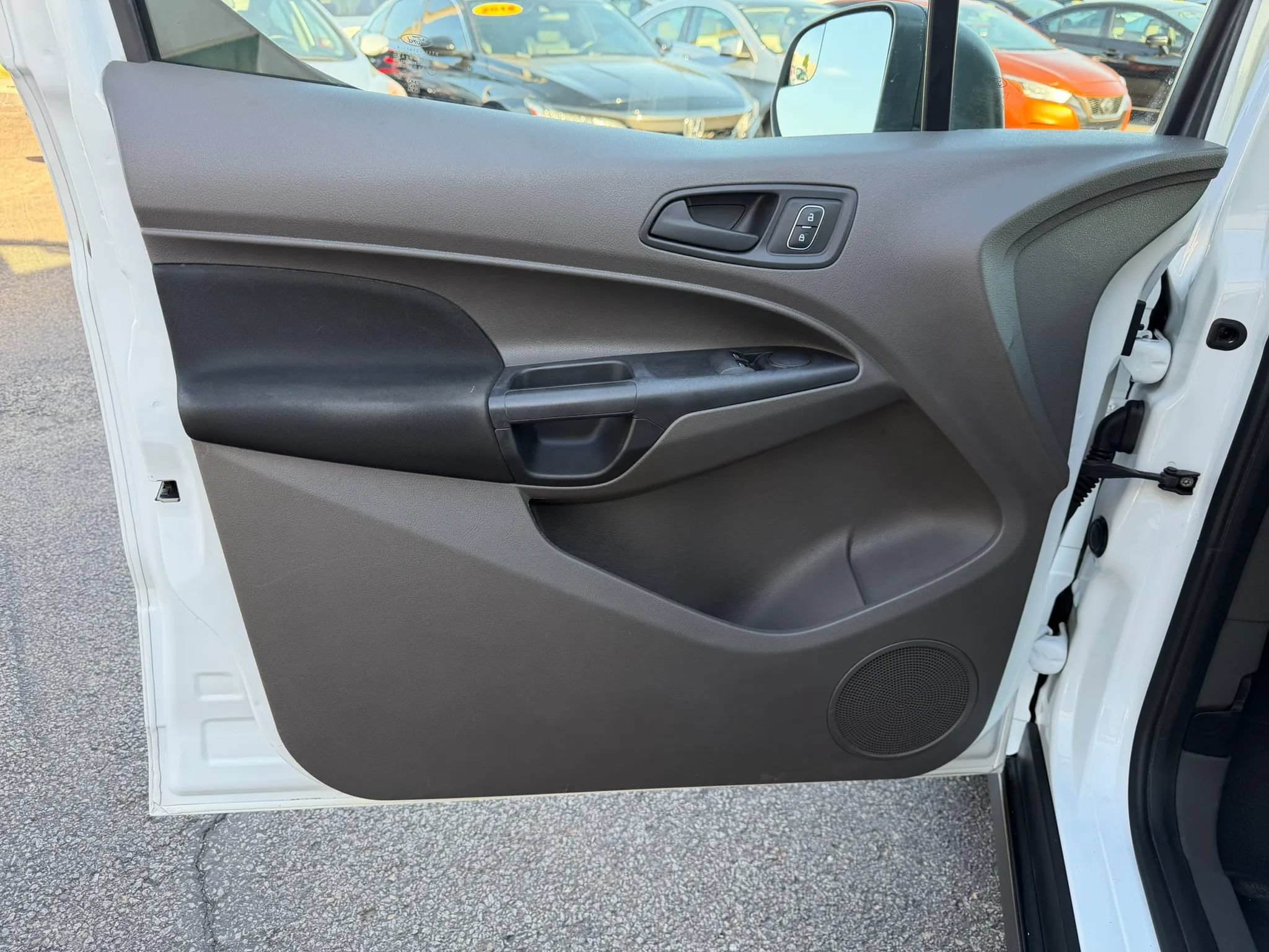 Used 2019 Ford Transit Connect XL FWD image 10