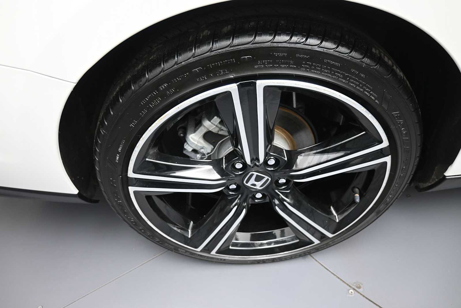 Used 2025 Honda Accord Sport image 11