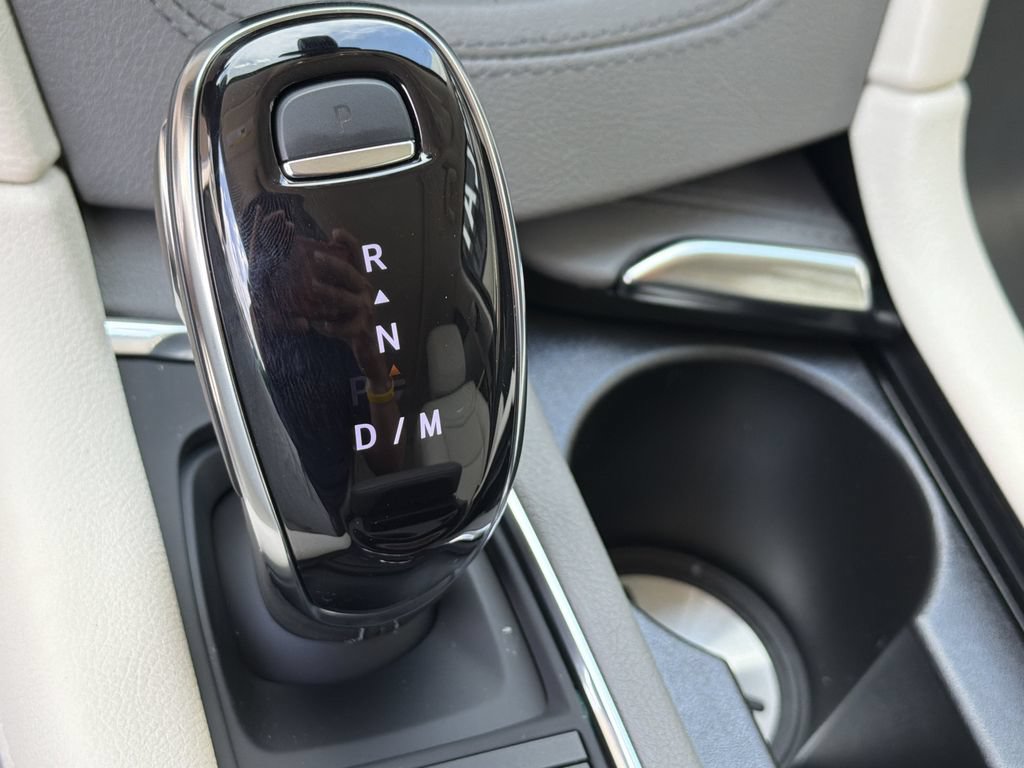 New 2026 Cadillac XT5 Premium Luxury w/ Driver Assist Package FWD image 29