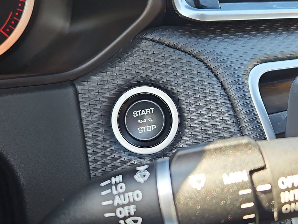 Used 2023 Land Rover Range Rover Velar R-Dynamic S image 27