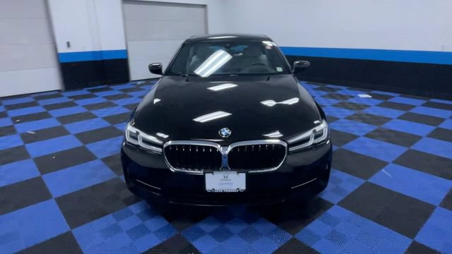 Used 2021 BMW 540i xDrive w/ Premium Package AWD/4WD image 3