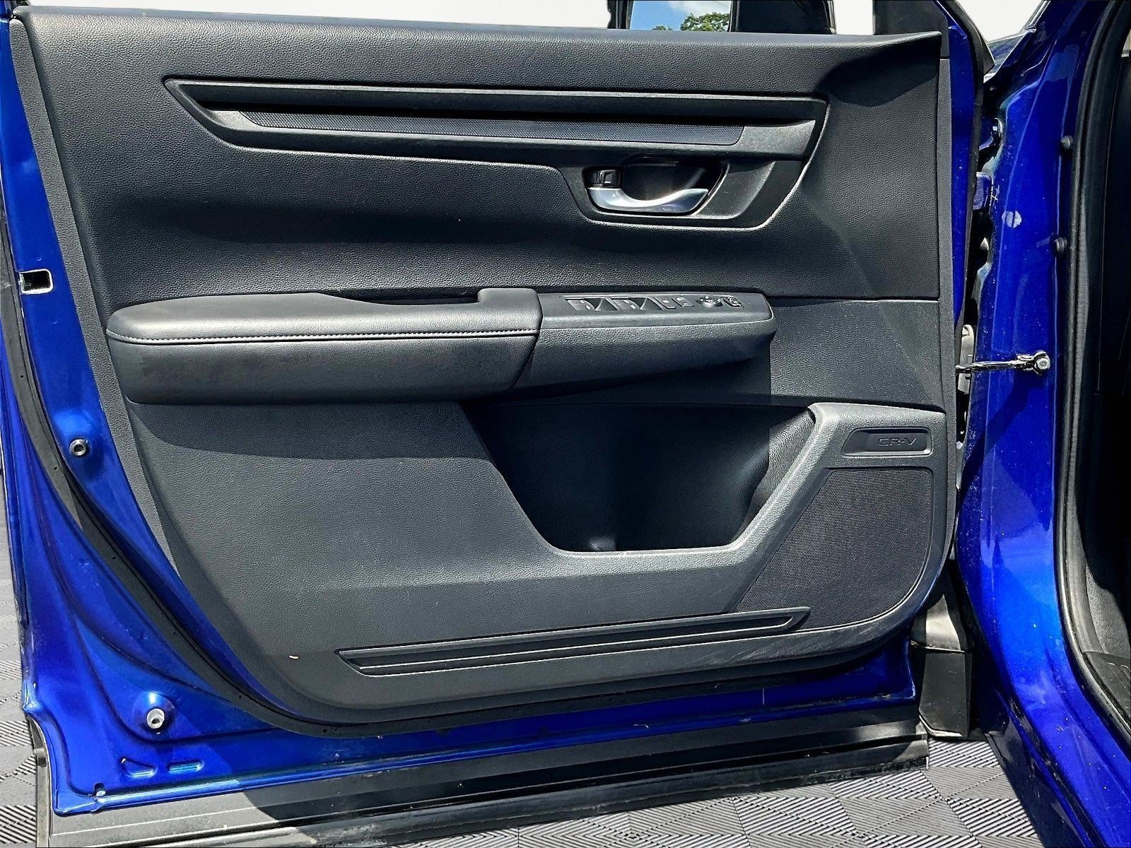 Used 2023 Honda CR-V LX image 19