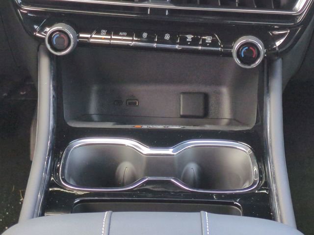 New 2026 Chevrolet Traverse LT w/ Driver Confidence Package image 18