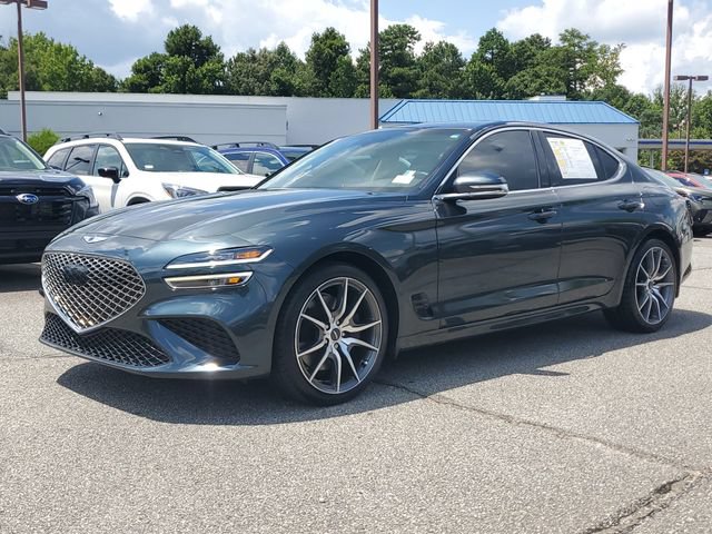 Used 2023 Genesis G70 3.3T RWD image 3