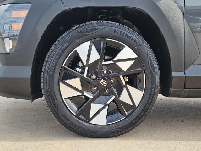 Used 2025 Hyundai Kona SEL image 23