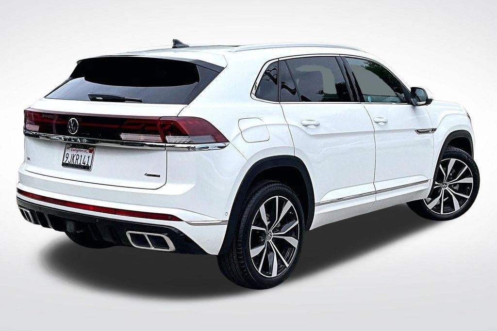 Certified 2024 Volkswagen Atlas Cross Sport SEL Premium R-Line AWD/4WD image 10