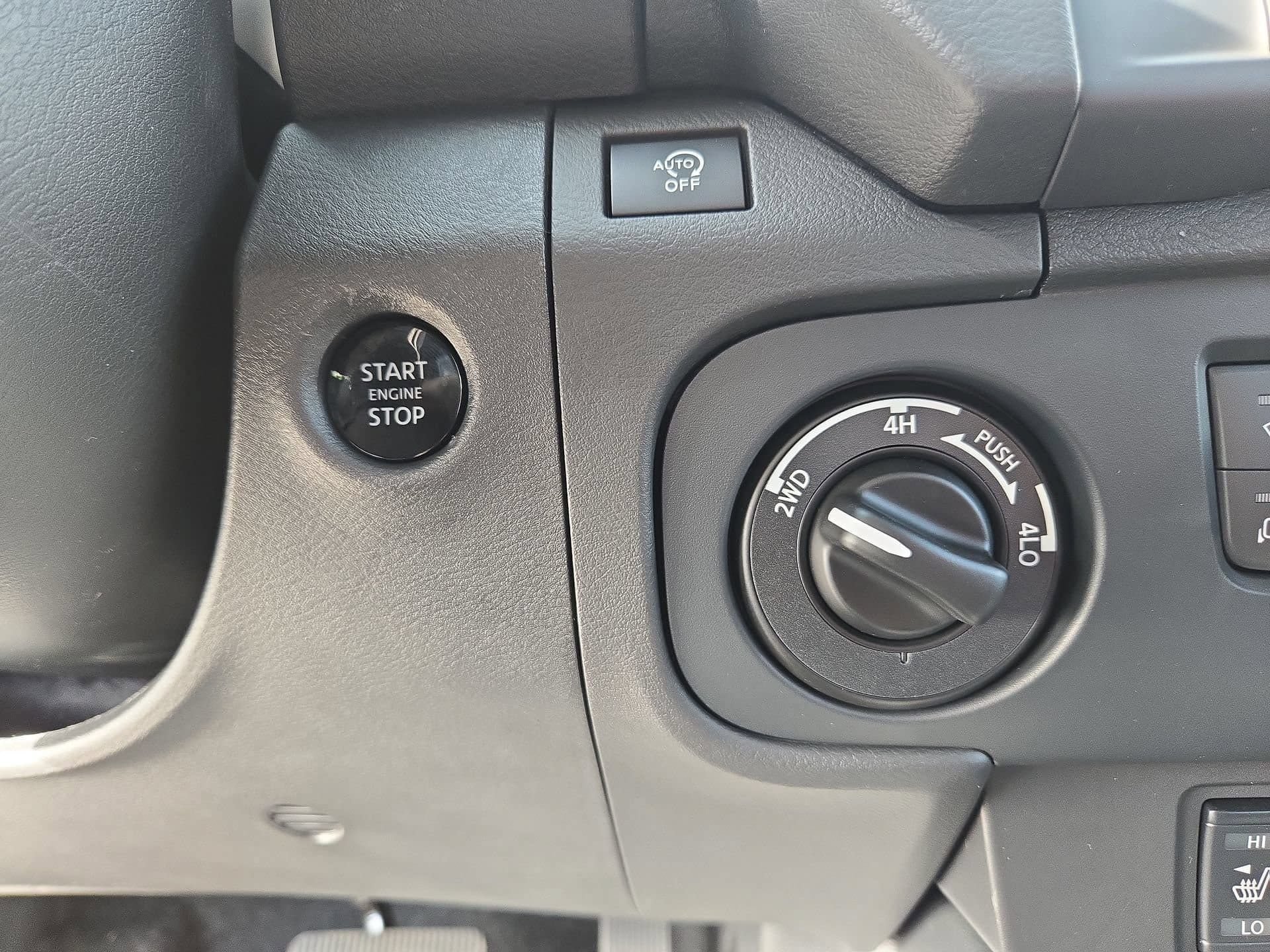 New 2026 Nissan Frontier SV w/ SV Convenience Package AWD/4WD image 21