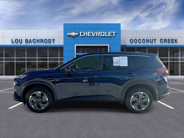 Used 2024 Nissan Rogue SV image 5