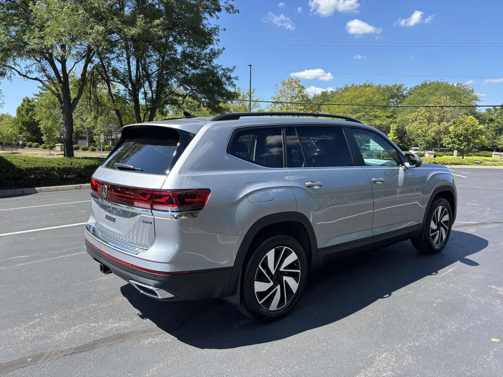 New 2026 Volkswagen Atlas SE AWD/4WD image 7