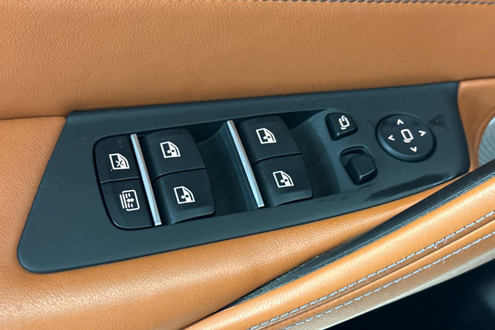 Used 2023 BMW M5 w/ Competition Package image 13