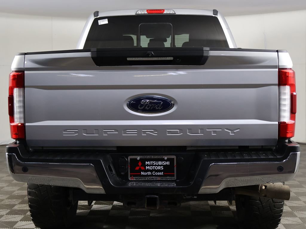 Used 2018 Ford F350 Lariat w/ Lariat Ultimate Package AWD/4WD image 12