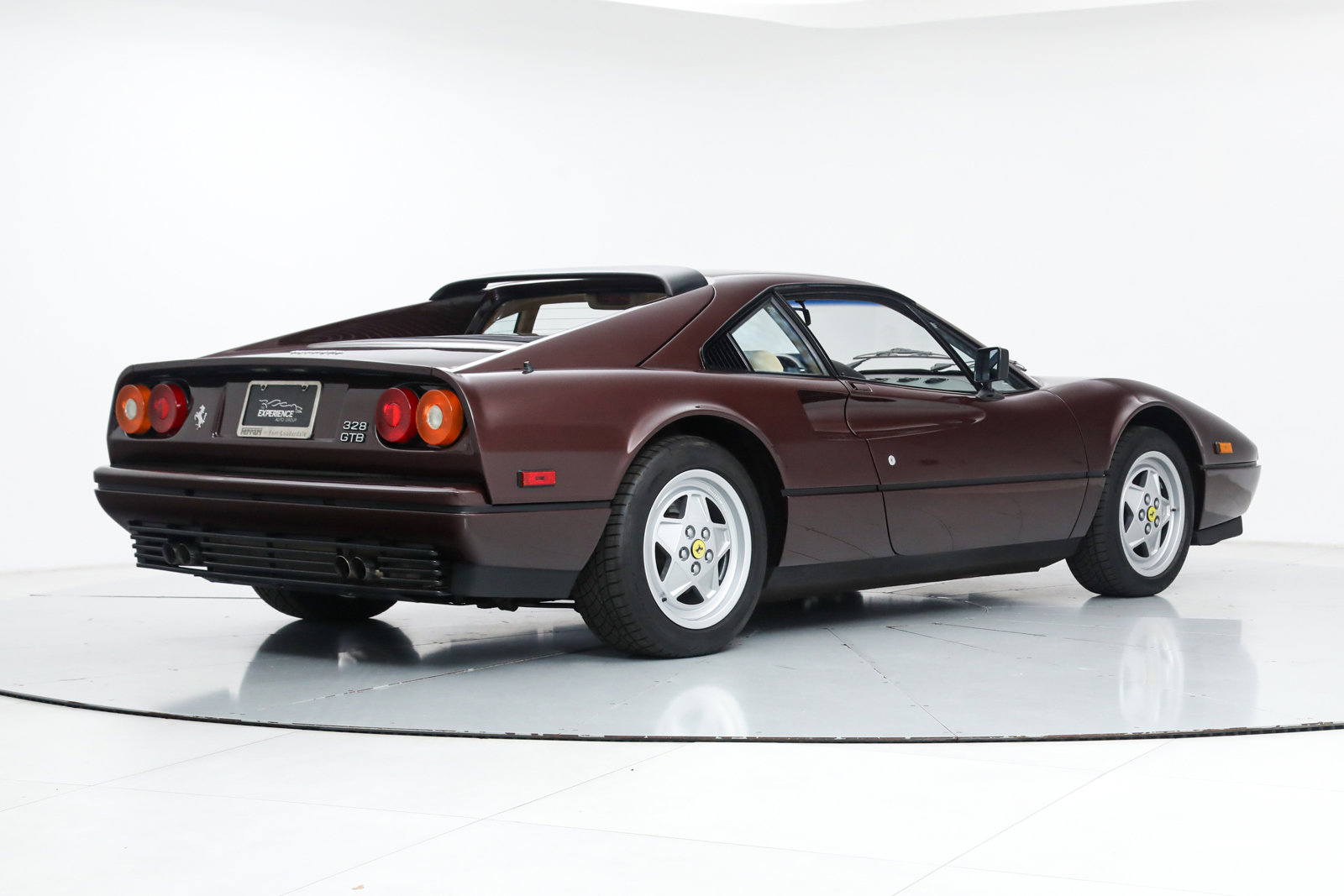 Used 1989 Ferrari 328 GTB RWD image 2