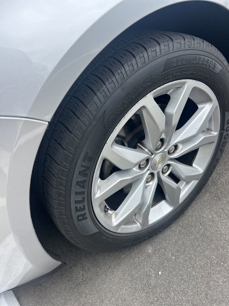 Used 2020 Chevrolet Impala LT FWD image 13