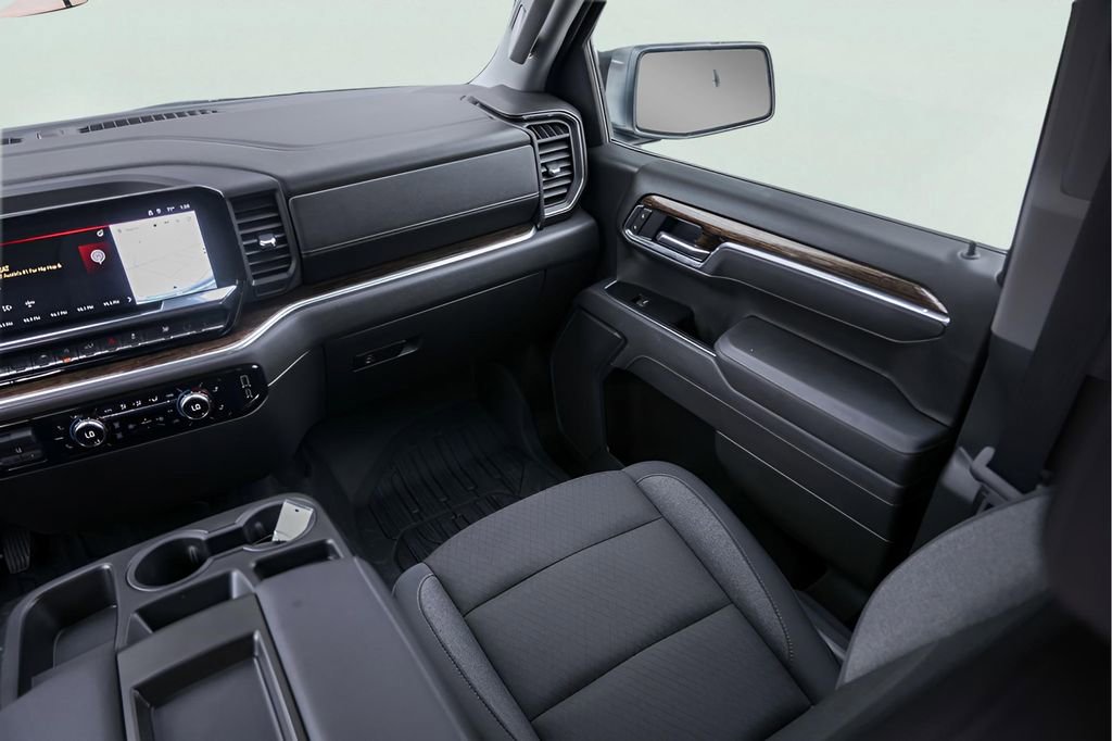 Certified 2025 GMC Sierra 1500 Elevation image 29