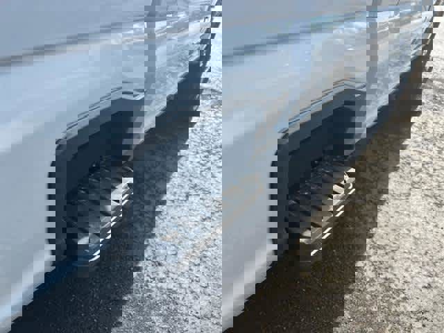 New 2025 Ford F250 XLT w/ 360-Degree Camera Package image 18