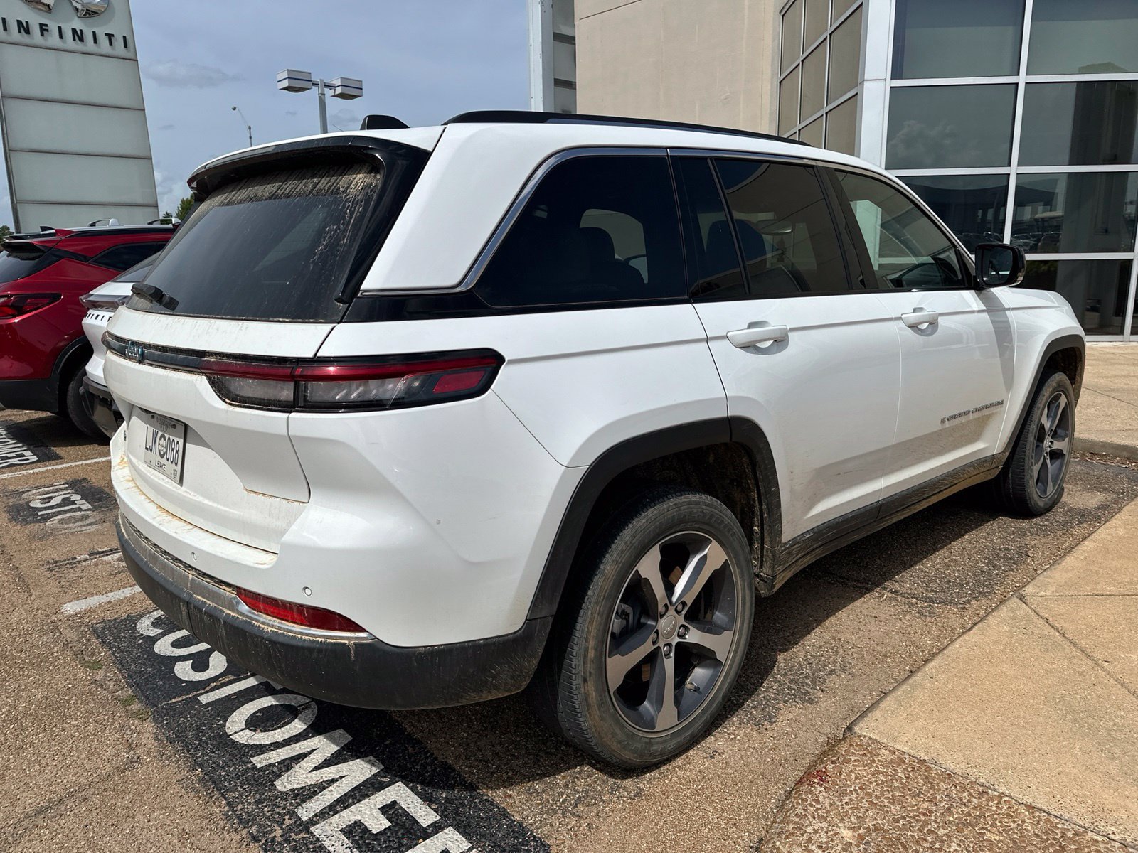 Used 2022 Jeep Grand Cherokee Limited 4xe AWD/4WD image 5