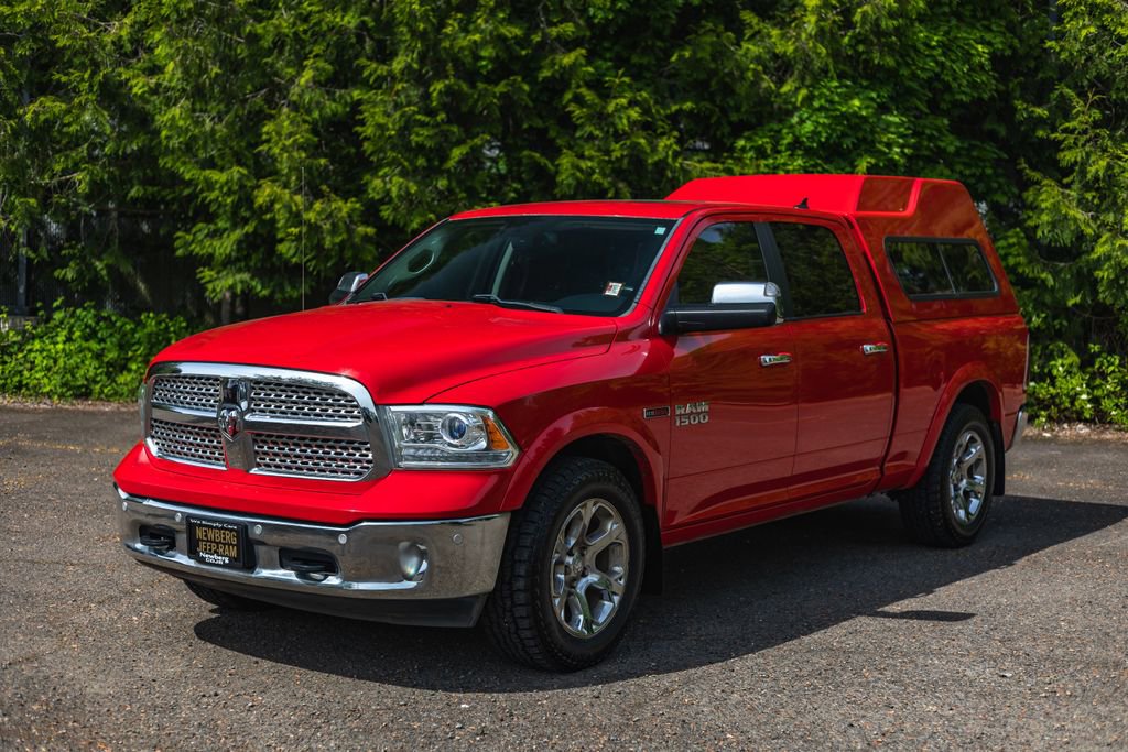 Used 2016 RAM 1500 Laramie w/ Convenience Group AWD/4WD image 4