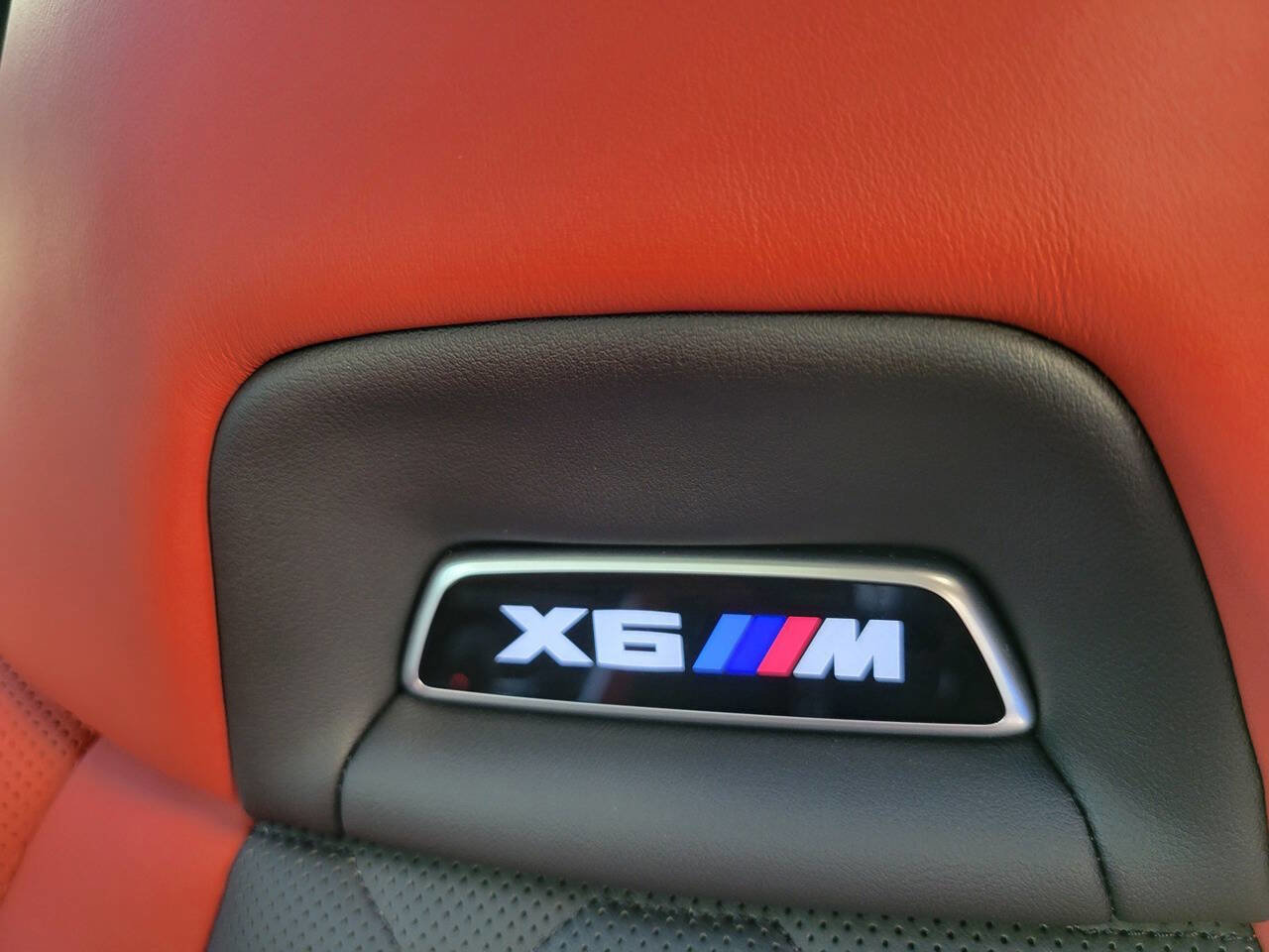 Used 2021 BMW X6 M w/ Competition Package image 30