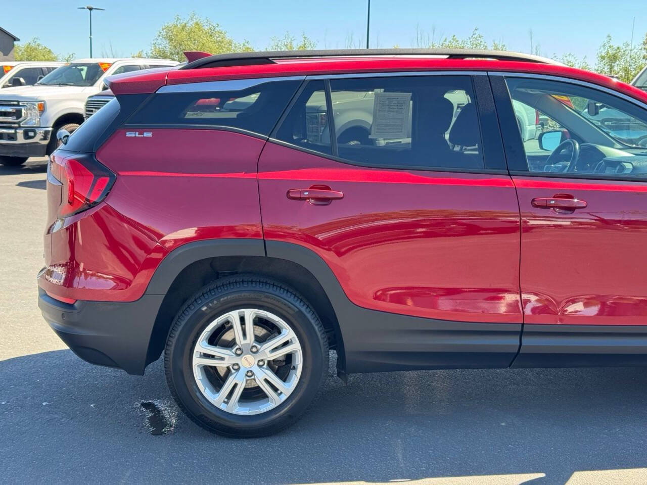 Used 2020 GMC Terrain SLE w/ Driver Convenience Package AWD/4WD image 5