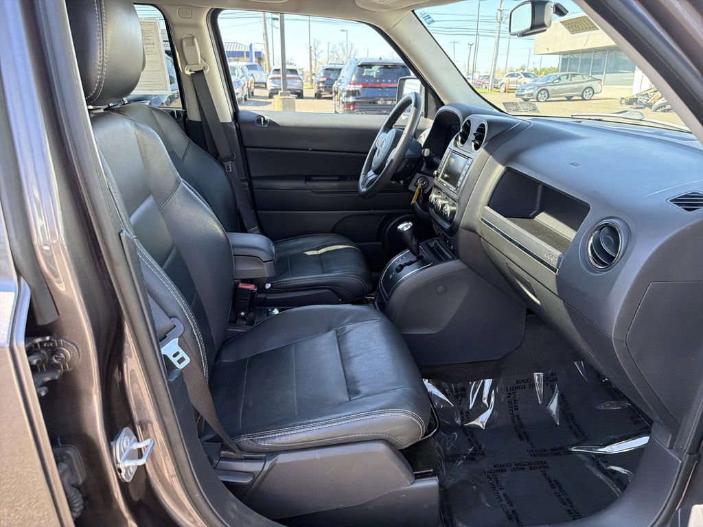 Used 2015 Jeep Patriot High Altitude image 15