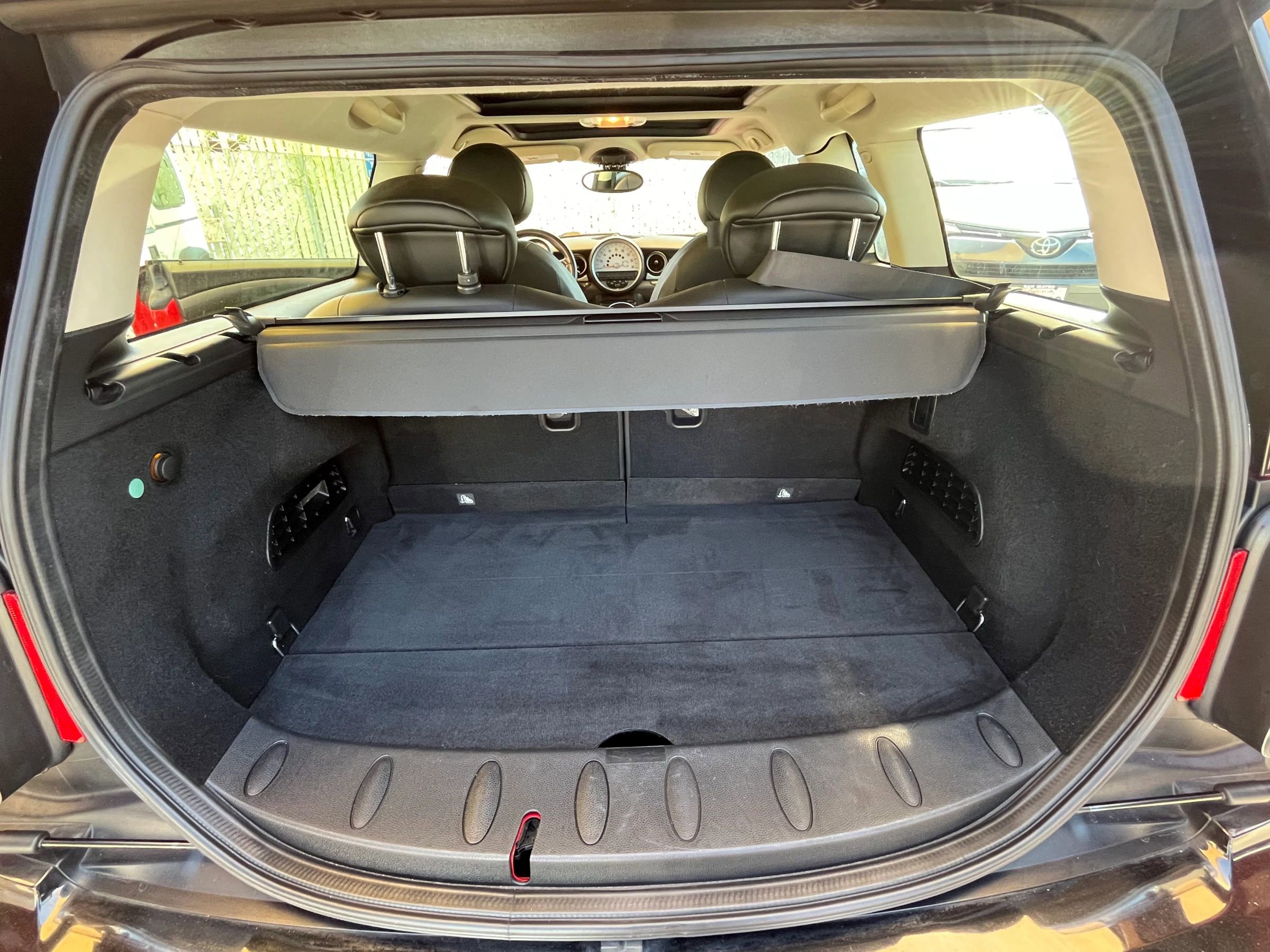 Used 2011 MINI Cooper Clubman image 22