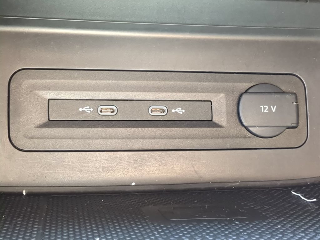 Used 2023 Volkswagen Atlas SE w/ Panoramic Sunroof Package FWD image 26