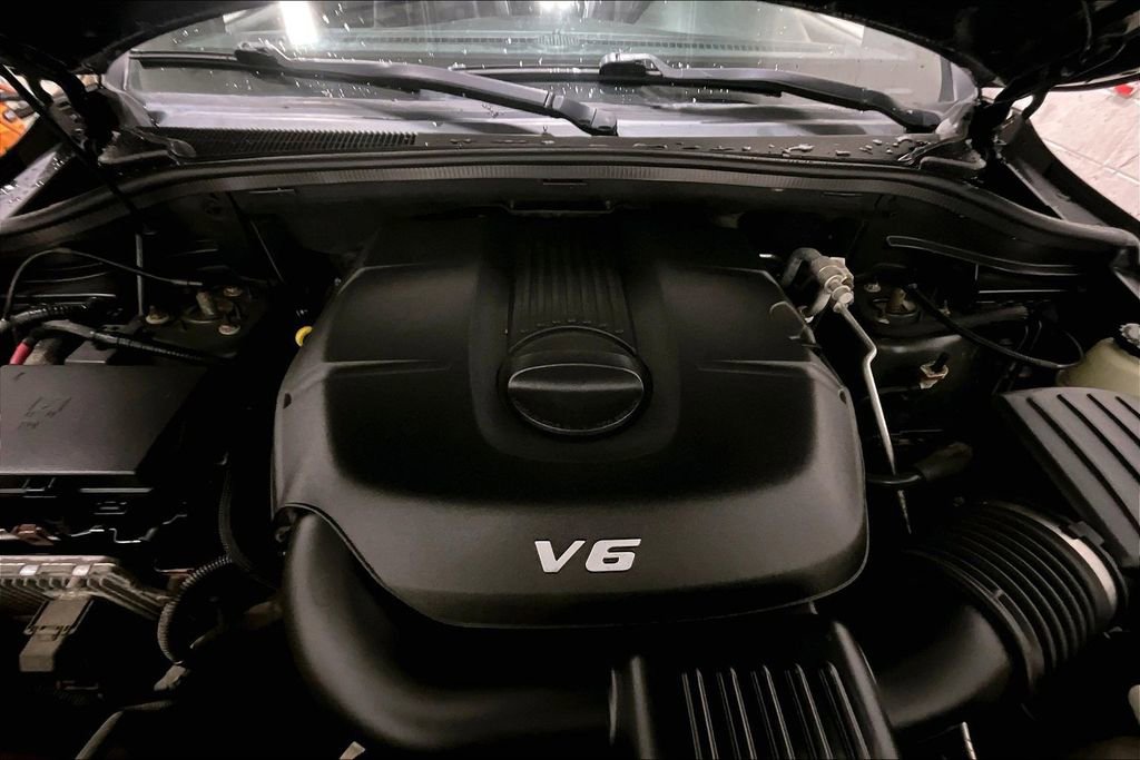 Used 2015 Jeep Grand Cherokee Overland w/ Advanced Technology Group image 29