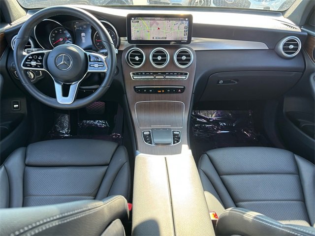 Used 2022 Mercedes-Benz GLC 300 w/ Premium Package Lite image 7